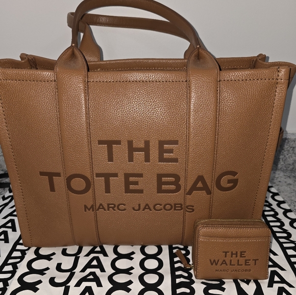 NWT Marc Jacobs Large Tan Tote Bag and The Wallet Set in Argan Oil - Picture 1 of 13